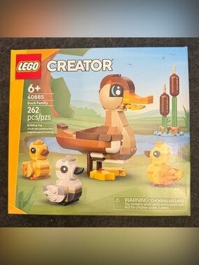 LEGO GWP 40885 - Duck Family Building Set - Sealed - 262 pcs